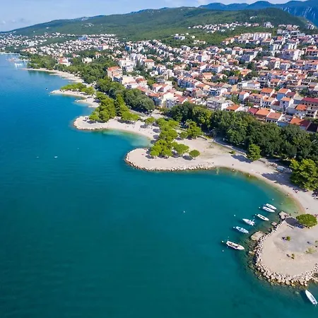 Laura Guest house 3*