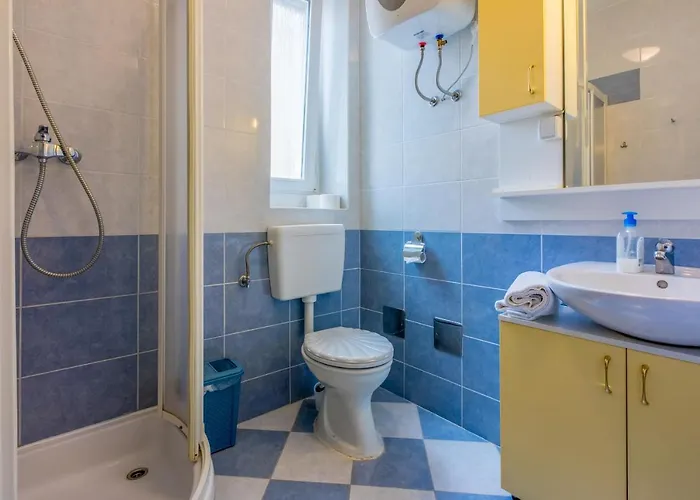 Laura Guest house 3*